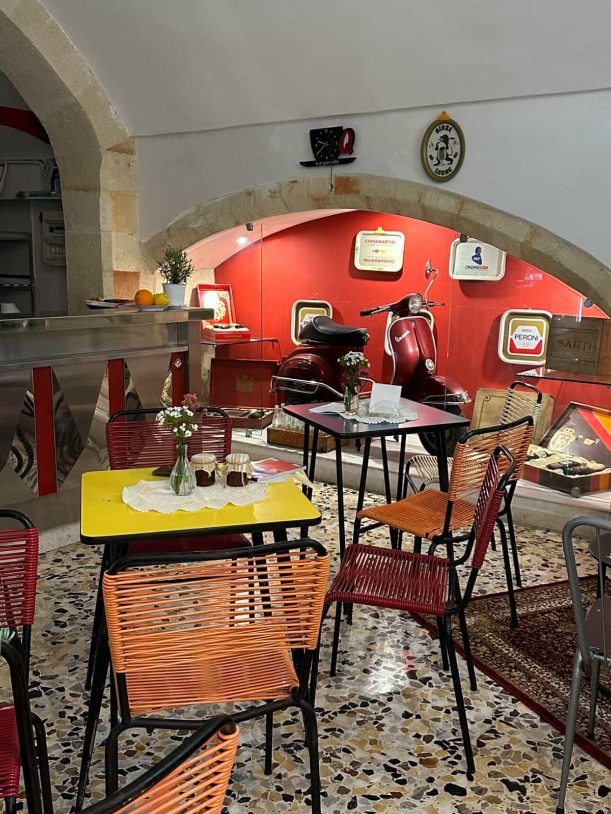Interno di Bar Adagio a Oria